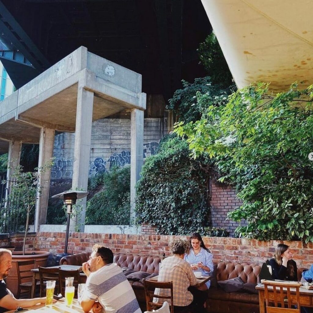 Bridge Tavern best beer gardens and outdoor terraces in Newcastle