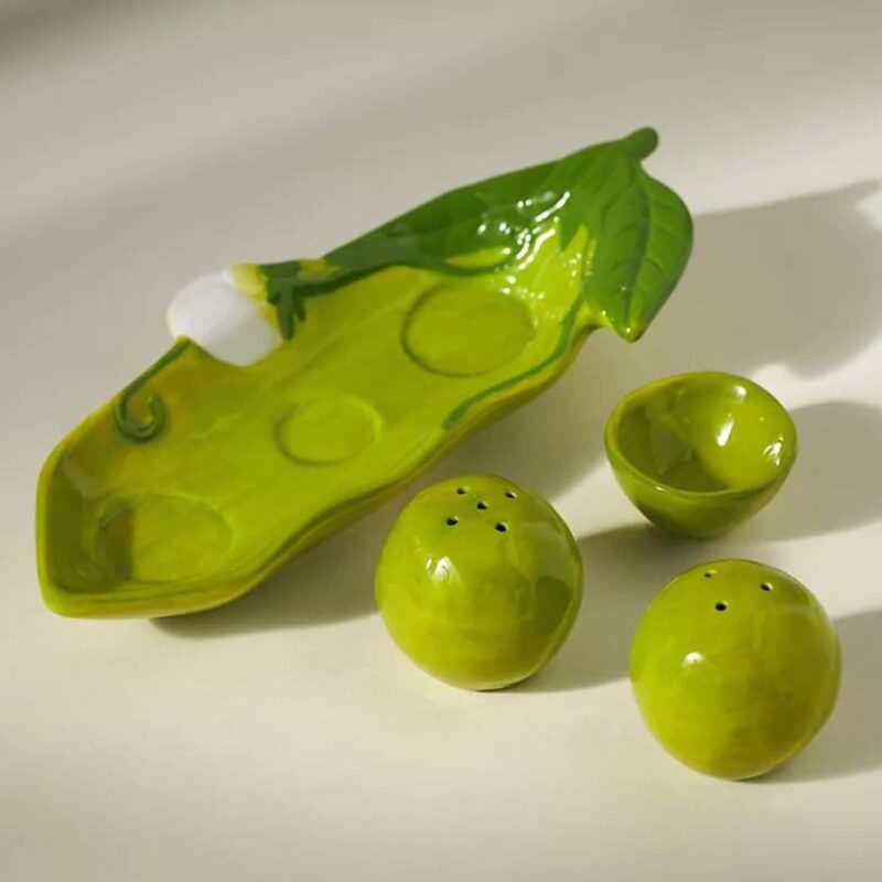 Anthropologie - Farmstand Pea Pod Salt And Pepper Shakers - £22.00