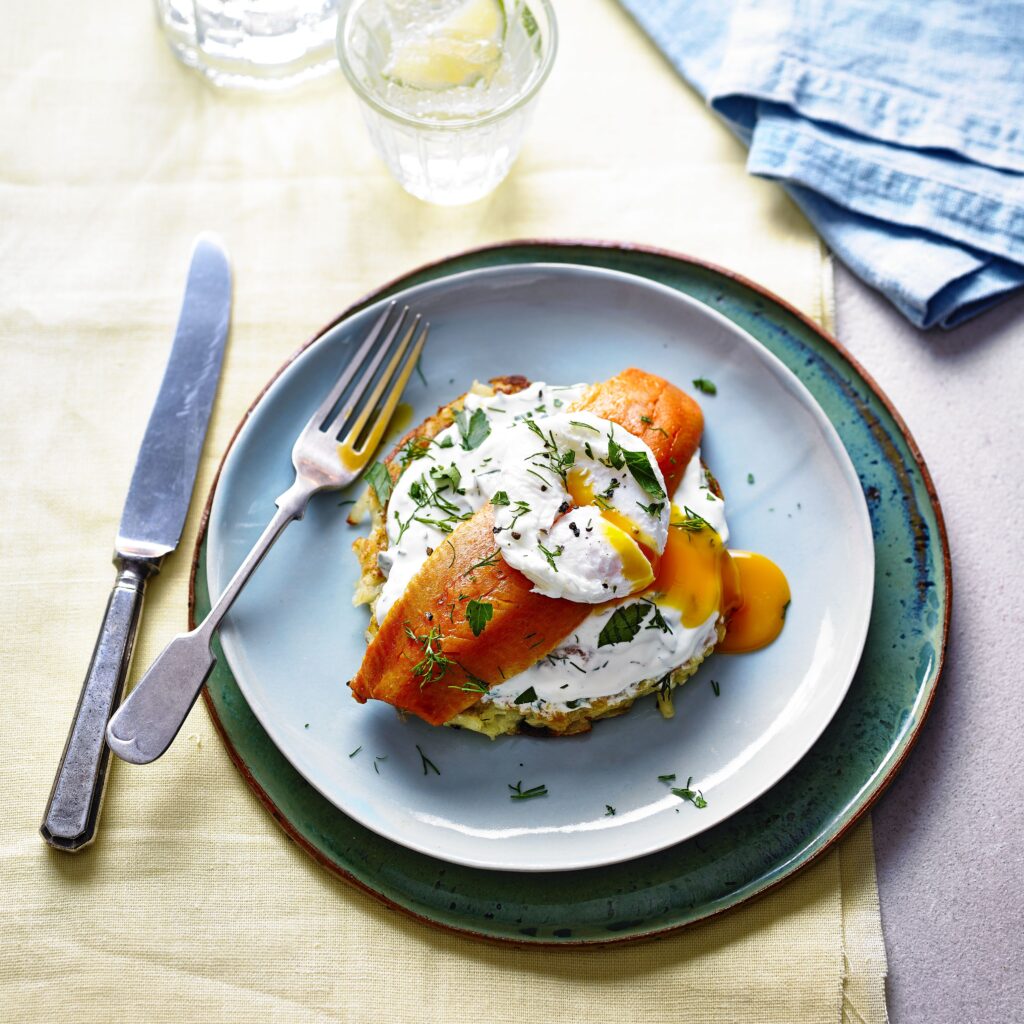 Kipper, herby yogurt and zesty rosti