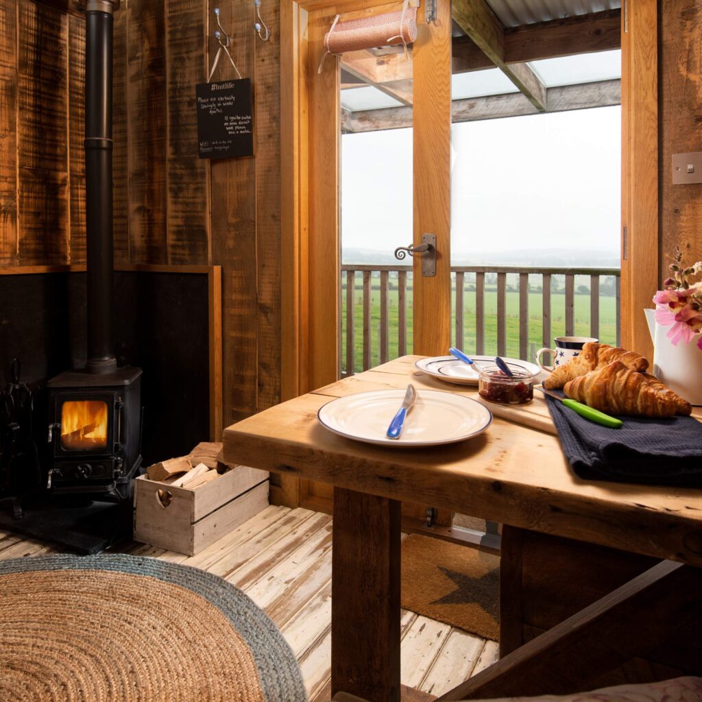 Reconnect and rekindle romance this autumn with a cosy getaway to Huts in the Hills
