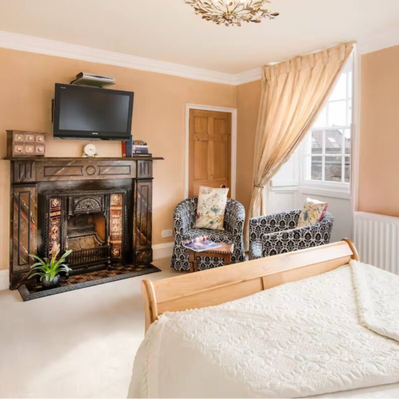 The Walls Bed & Breakfast 