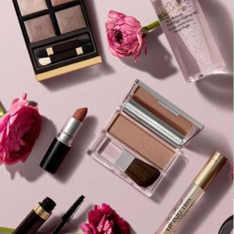  The Cosmetics Company Store 