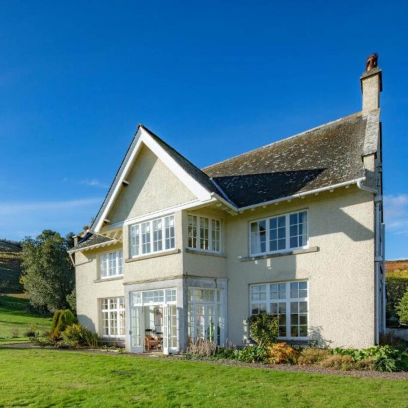 Yearle House & Cottages
