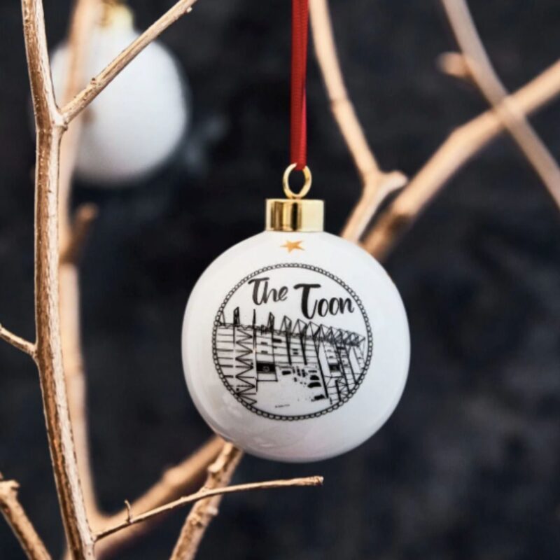 Powder Butterfly – The Toon Bauble - £15