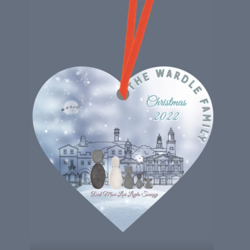 Ready Steady Shoot – South Shields Heart Bauble - £10