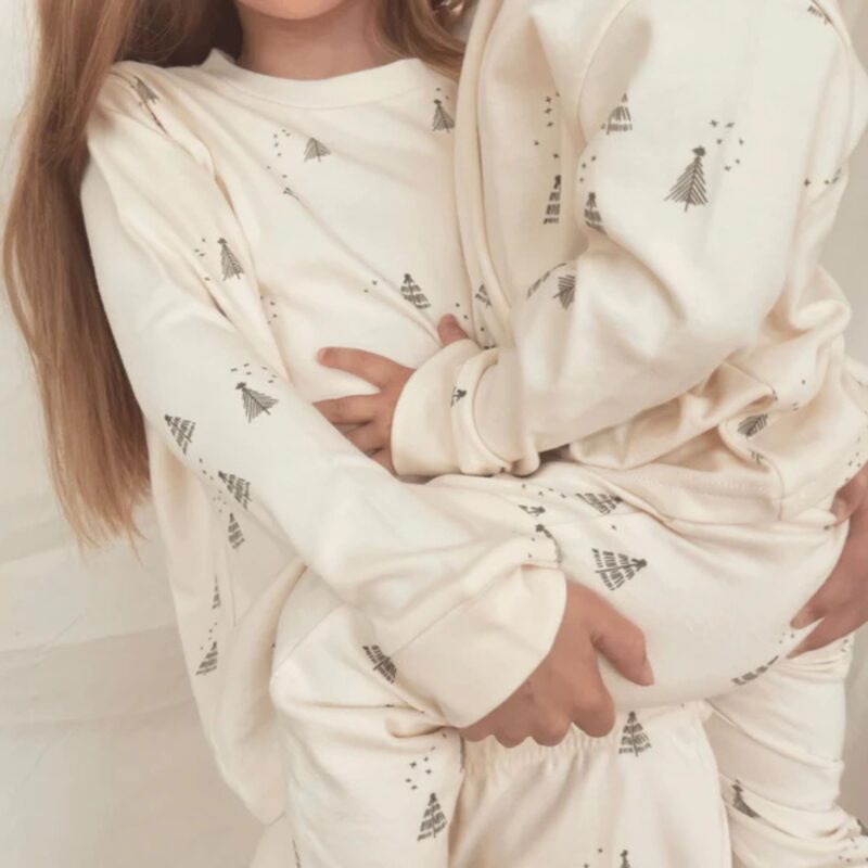 Ando – Adult Noel Pine Tree Print Pyjamas - £28.00