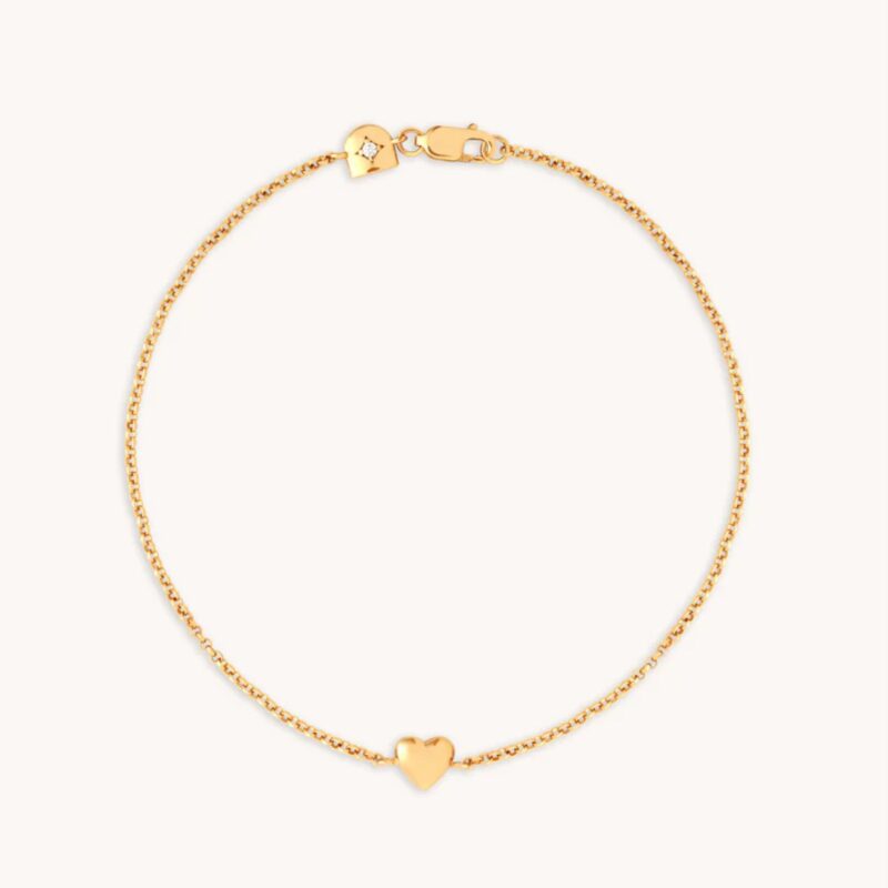 Astrid & Miyu – Love Heart Charm Bracelet - £60.00
