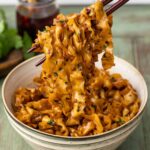 10-minute spicy chilli garlic oil noodles