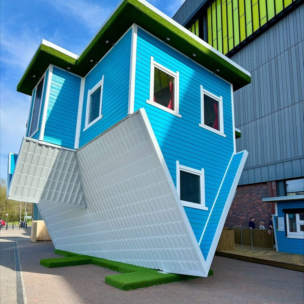 Upside Down House, Metrocentre