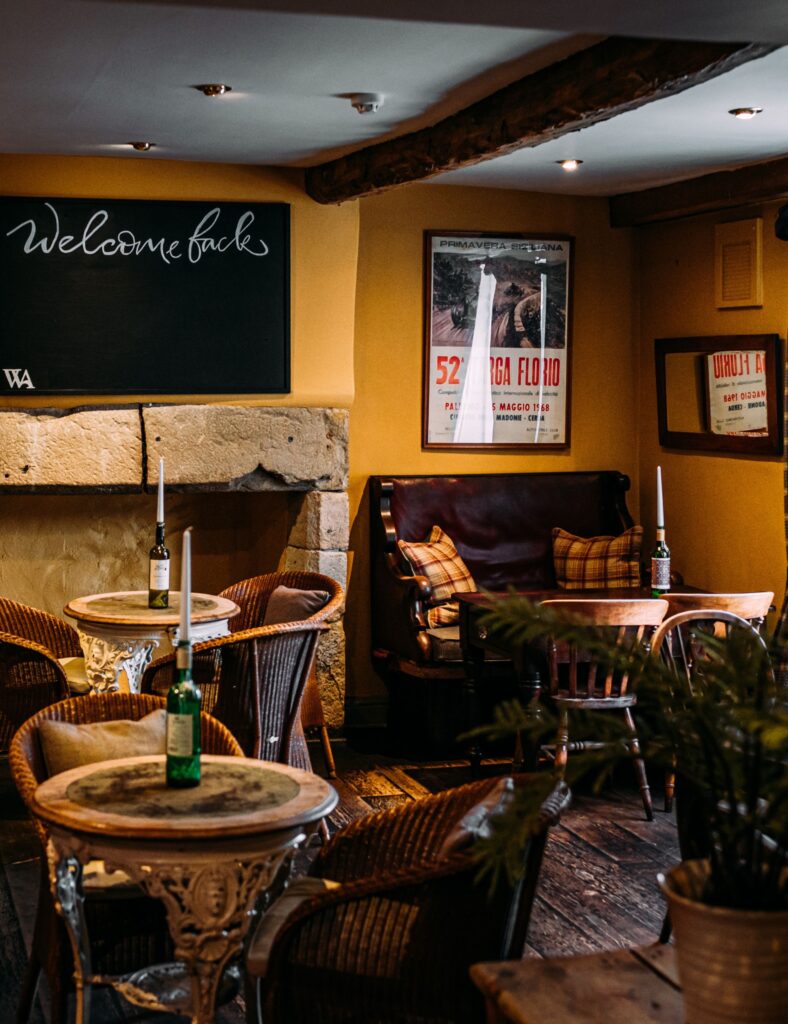 WADDINGTON ARMS, WADDINGTON