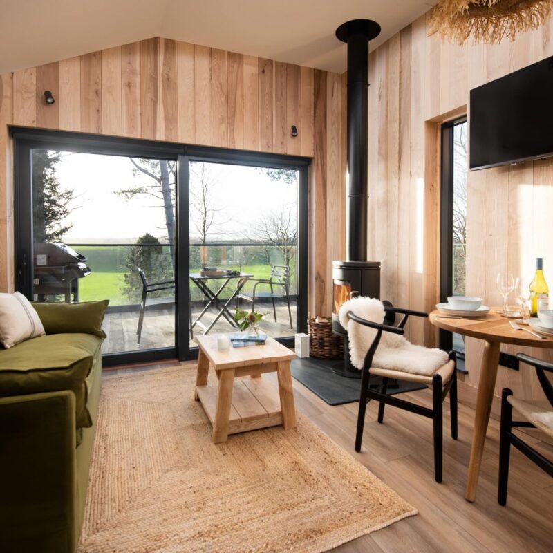 Tiptoe Retreat 