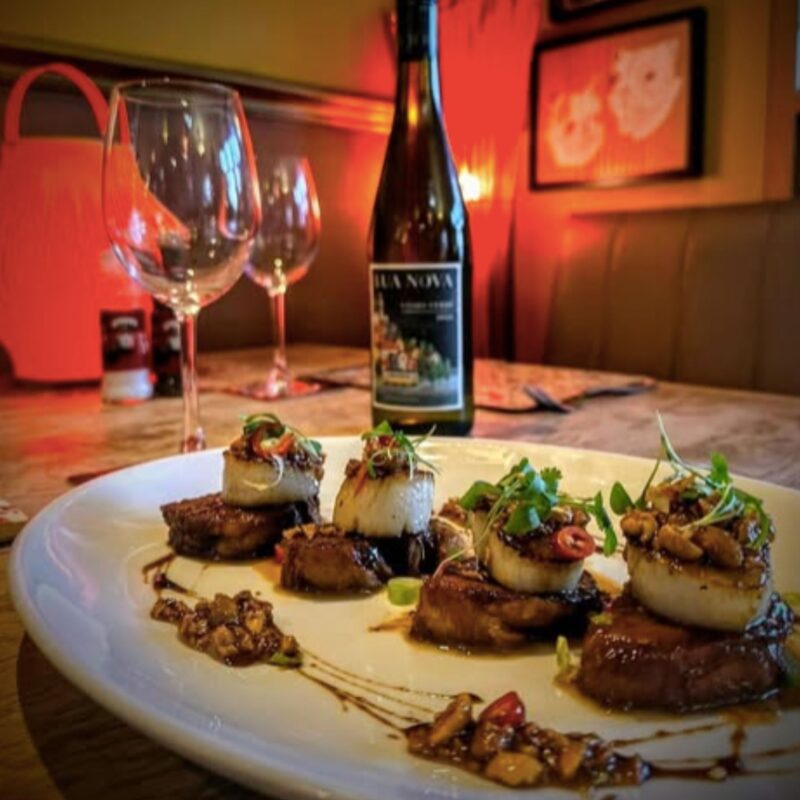 Catering: The Earl of Pitt Street and Devower