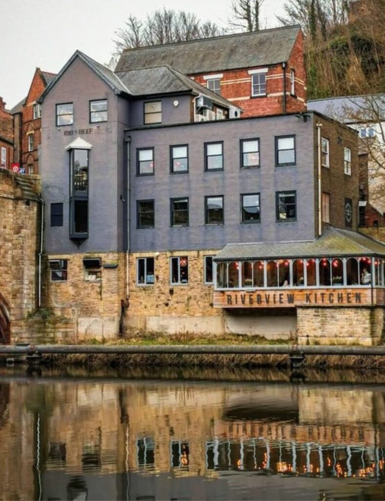 Durham – For city strolls and Cathedral calm